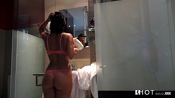 HOTGOLD Latina Babe fuckind in the shower