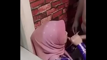 jilbab semok lagi nyepong pacarnya full t.me/vipbilikbasah2