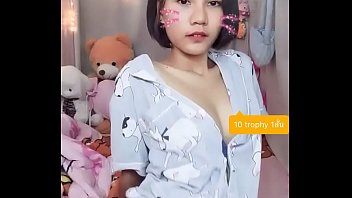 Bigo Live day 2: Cute Thai Girl Nip Slip while Live