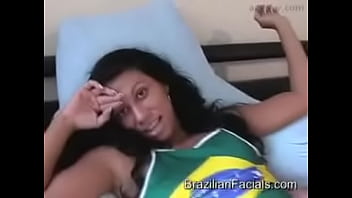 Brazilian Facial - Monyque 01 (MUITO SAFADA)