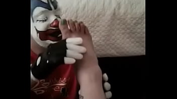 FlipFlop Having Some Feet On His Face At The 2018 DCG Con